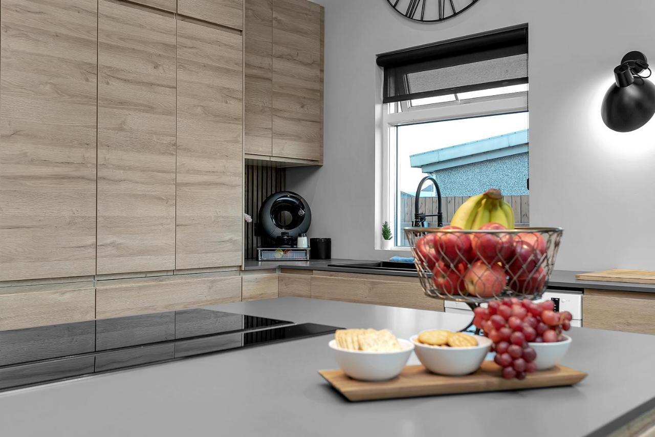 The Lava Bowl Apartment กรินดาวิก ภายนอก รูปภาพ
